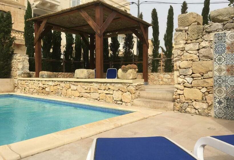 تختخواب و صبحانه The Garden Gate