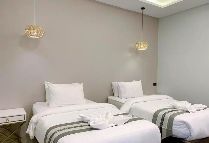 هتل Worachat Boutique