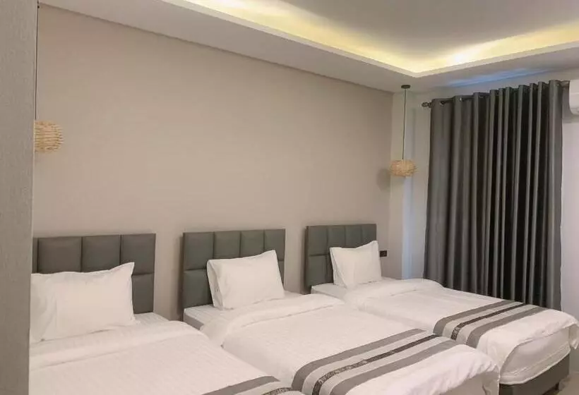 هتل Worachat Boutique