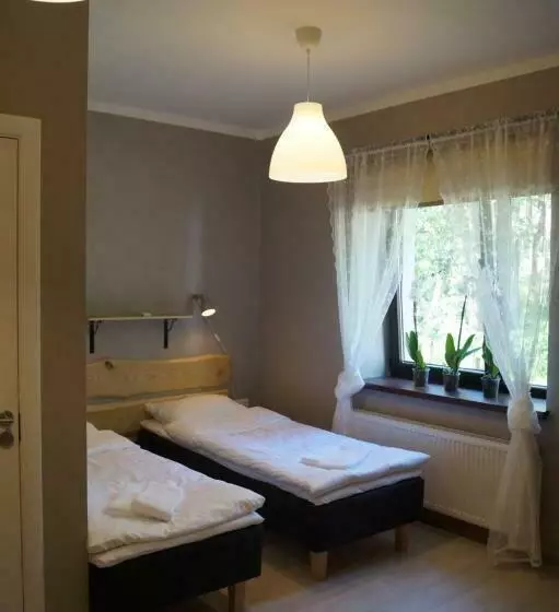Kuivižu Krogs   Motelis