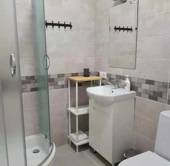 Kuivižu Krogs   Motelis