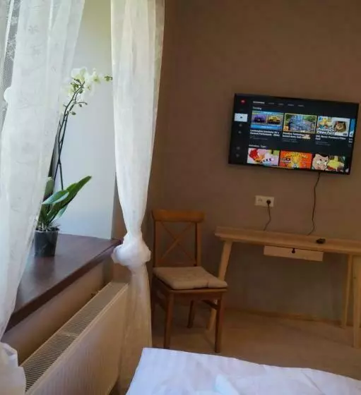 Kuivižu Krogs   Motelis