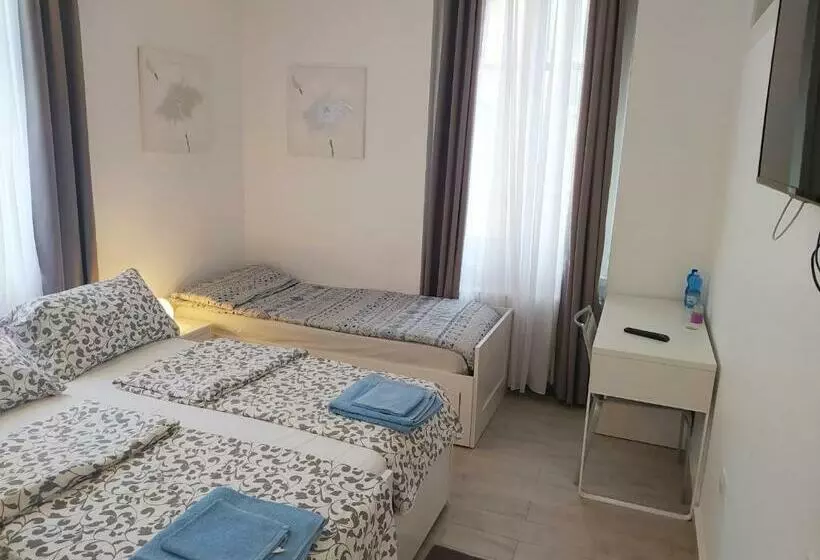 پانسیون Modern Room With Private Bathroom