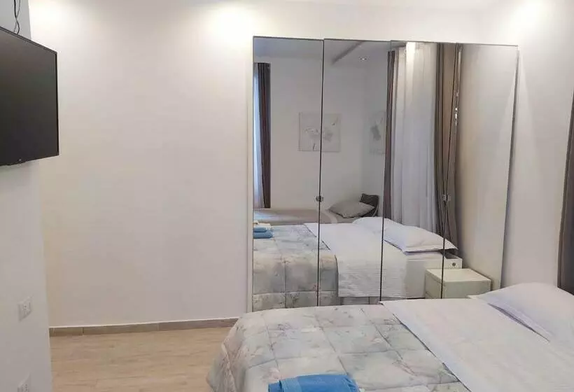 پانسیون Modern Room With Private Bathroom