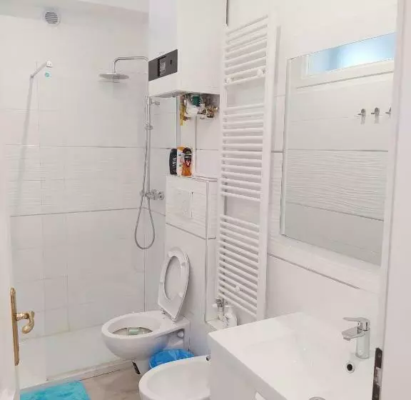 پانسیون Modern Room With Private Bathroom