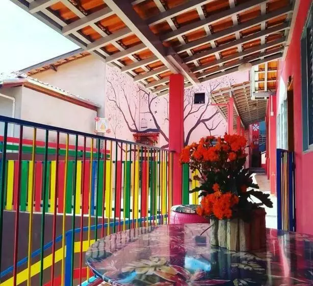 ペンション Pousada Arco Iris