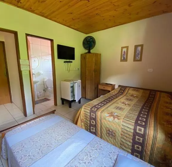 ペンション Pousada Arco Iris