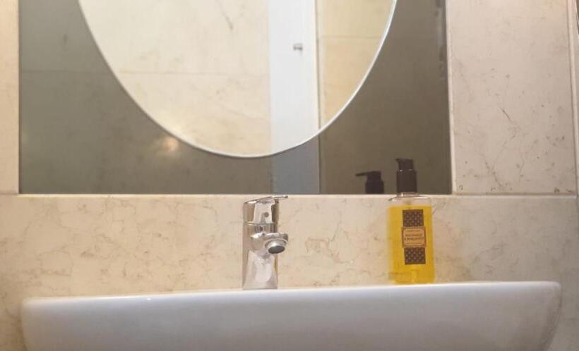 تختخواب و صبحانه Casa Compartida Weyler