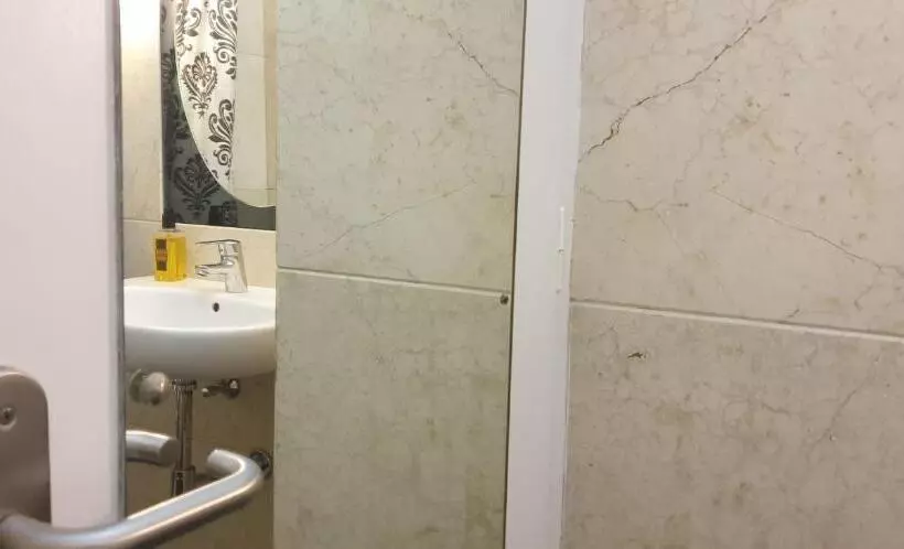 تختخواب و صبحانه Casa Compartida Weyler