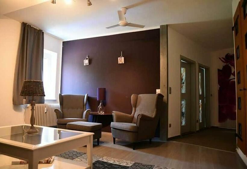 Hotel Berggasthof Waldlust