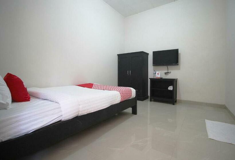 호텔 Oyo 1547 Wisma Ray Syariah