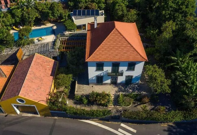 Majatalo Casa Da Cal   By Casas Na Ilha