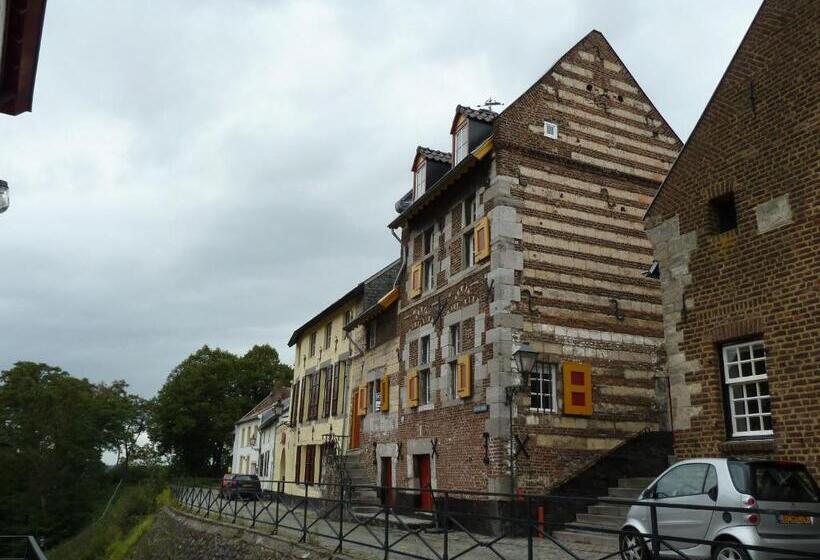 פנסיון Gastenverblijf  T Einde Sfeer   Privé Terras   Airco