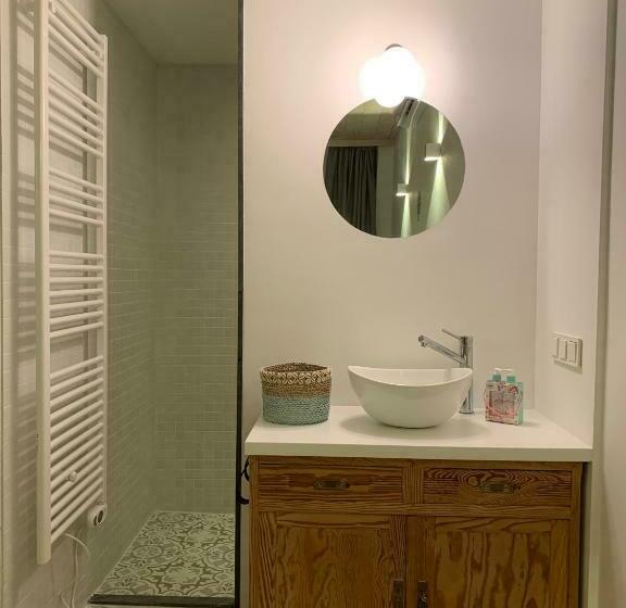 פנסיון Gastenverblijf  T Einde Sfeer   Privé Terras   Airco