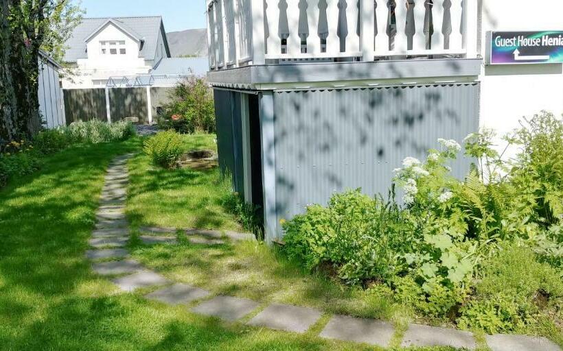 پانسیون Guesthouse Henia Bed&spas