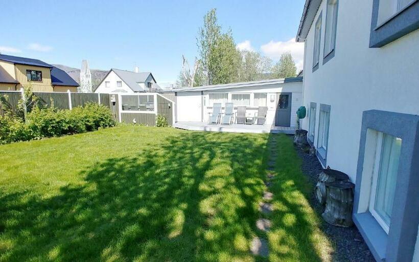 پانسیون Guesthouse Henia Bed&spas