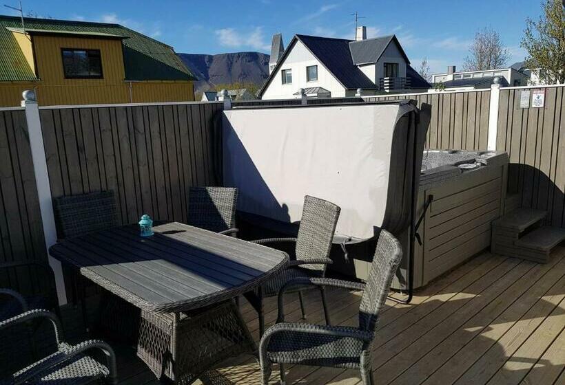 پانسیون Guesthouse Henia Bed&spas