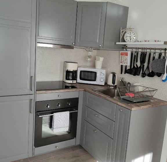 پانسیون Guesthouse Henia Bed&spas