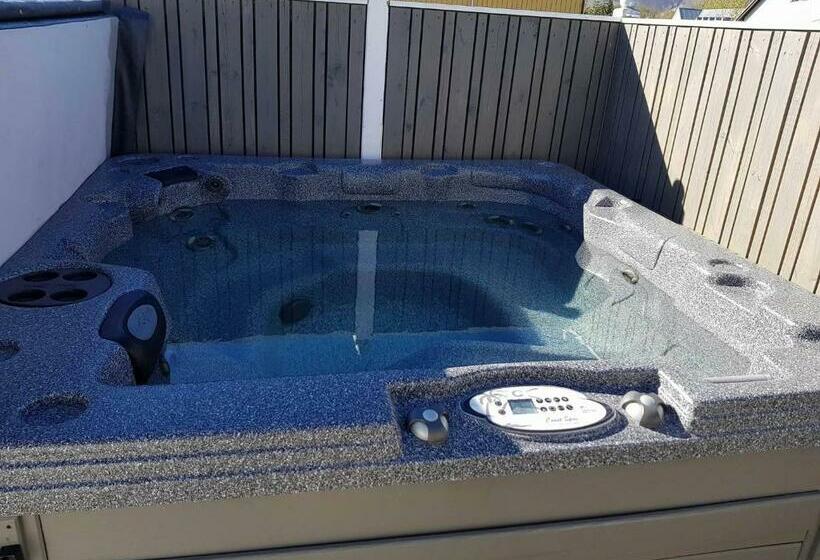 پانسیون Guesthouse Henia Bed&spas