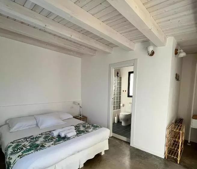 پانسیون Mayana Sicily   The Suites