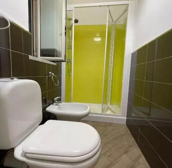 پانسیون Policlinico Room