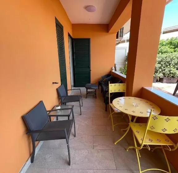 پانسیون Policlinico Room