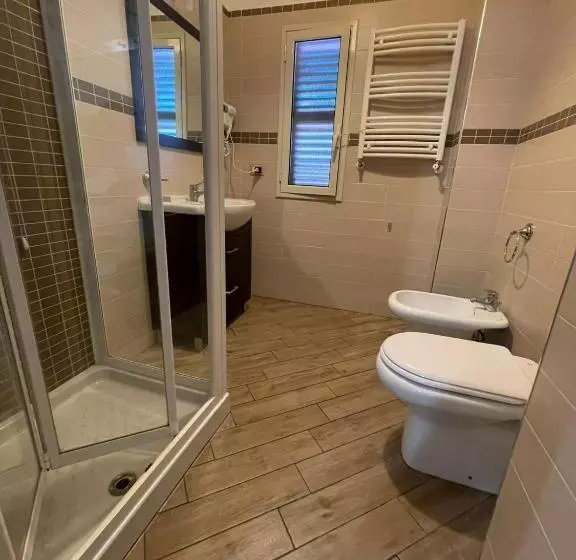 پانسیون Policlinico Room