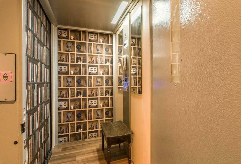 تختخواب و صبحانه Aita Baita