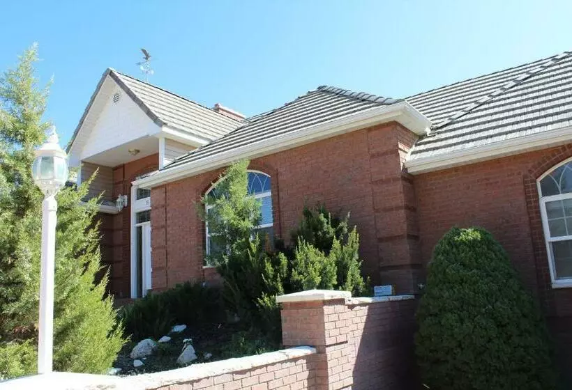 Aamiaismajoitus (B&B) Swallow Cove