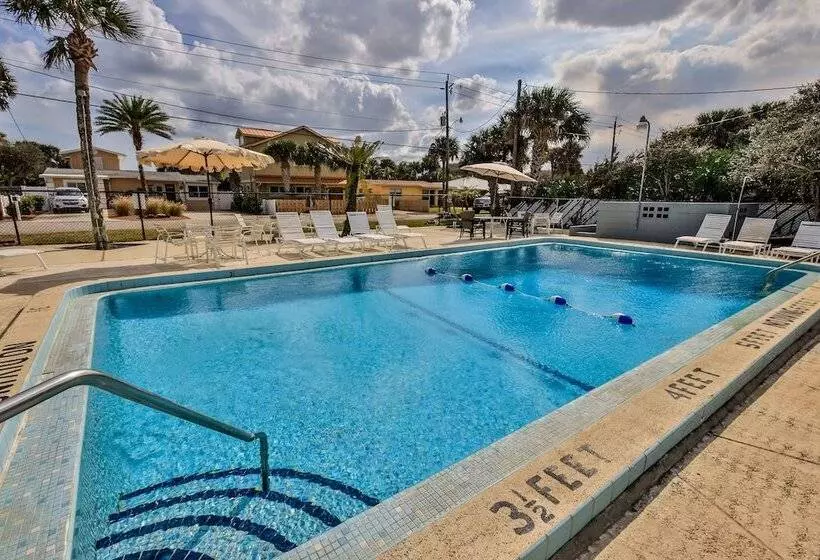 Hotelli Ocean Eleven Suites