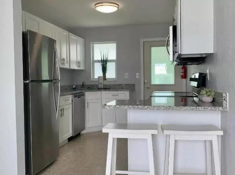 Hotelli Ocean Eleven Suites