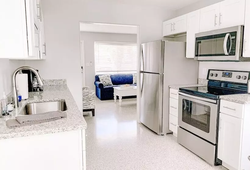 Hotelli Ocean Eleven Suites