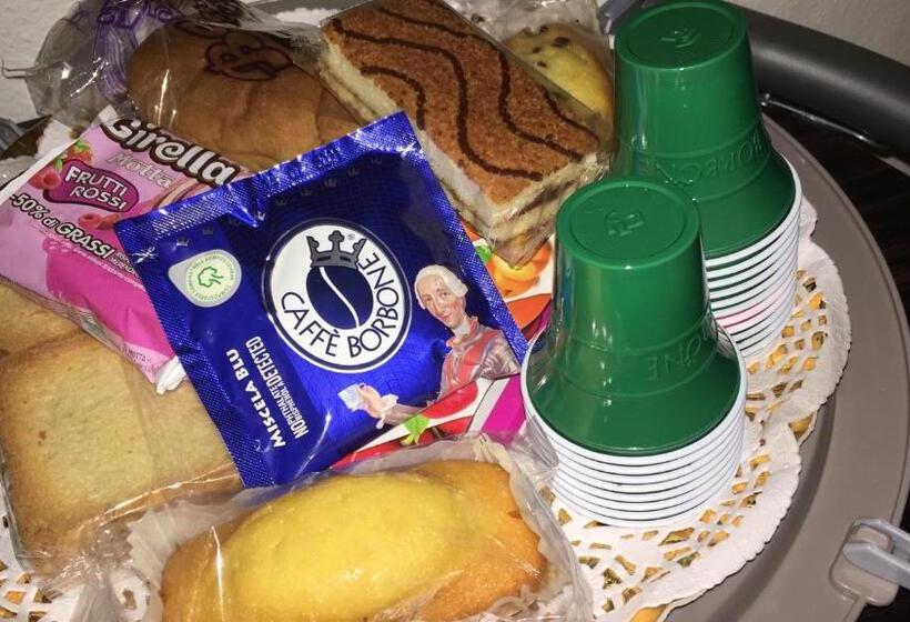 פנסיון Affittacamere Mirella