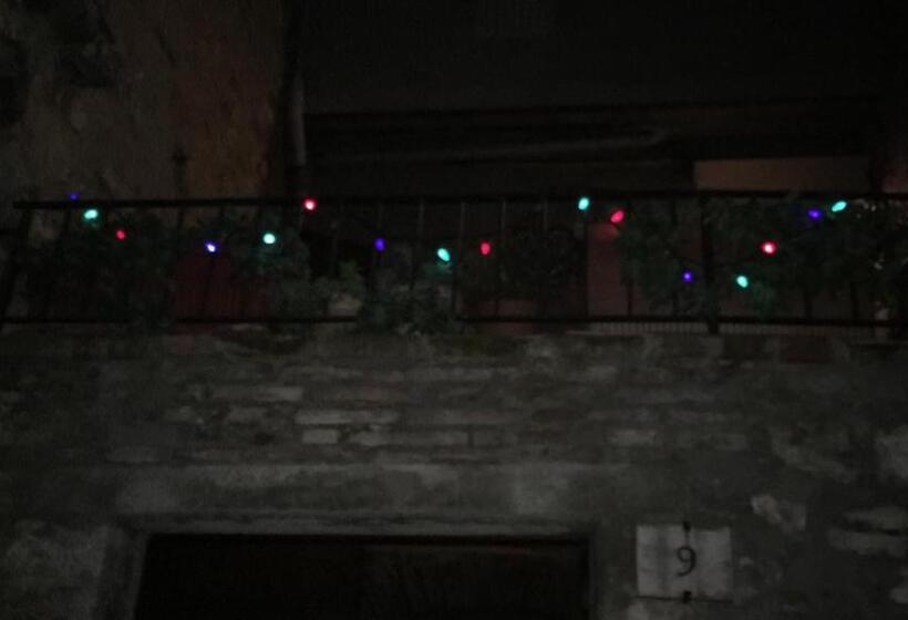 פנסיון Affittacamere Mirella