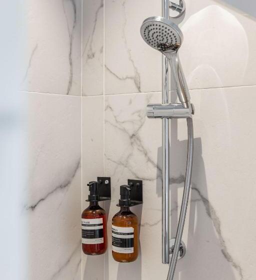 پانسیون Capruzzi Guest House