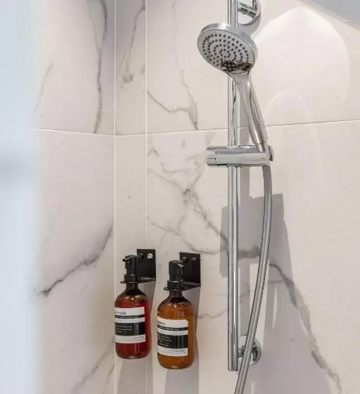 پانسیون Capruzzi Guest House