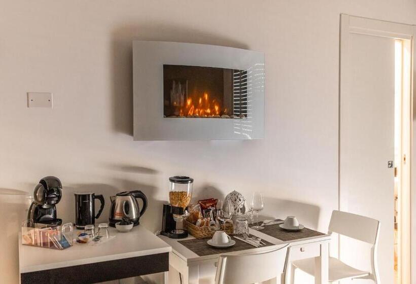 پانسیون Capruzzi Guest House