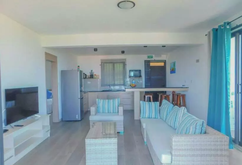 پانسیون Fullmoon Apartment & Studio