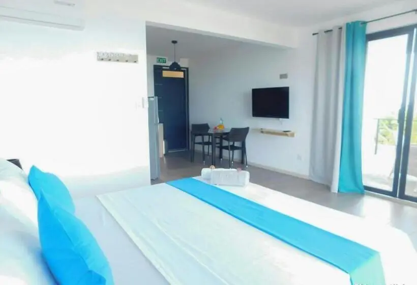 پانسیون Fullmoon Apartment & Studio