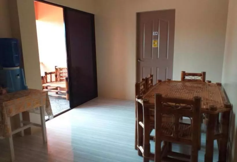 پانسیون Solsken Guest House
