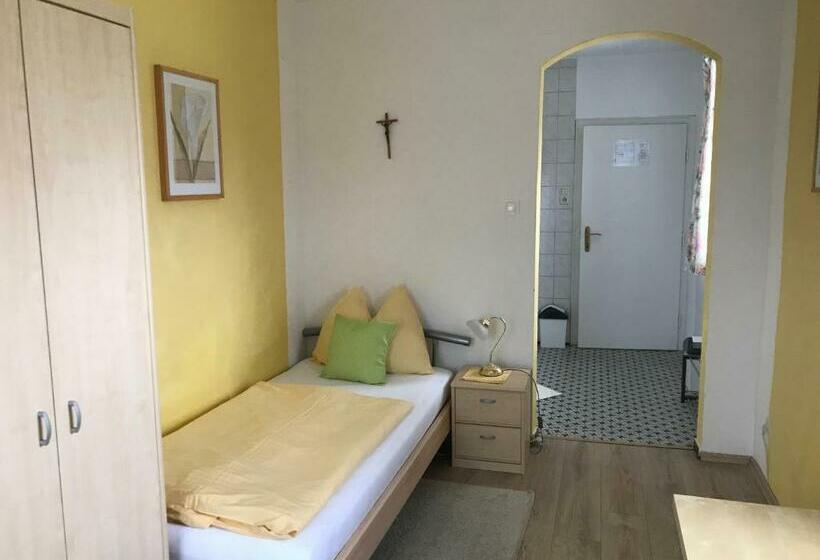 הוסטל Gasthof Zur Seeburg