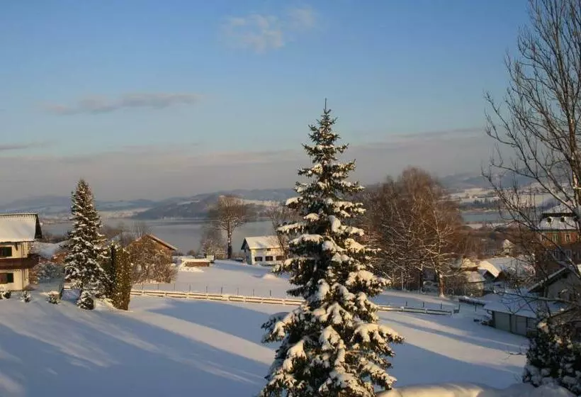 ユースホステル Gasthof Zur Seeburg