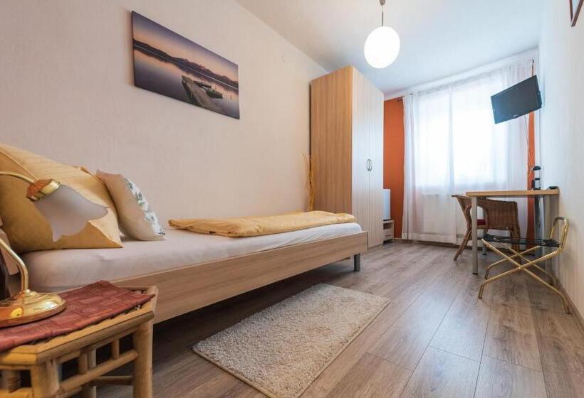 הוסטל Gasthof Zur Seeburg