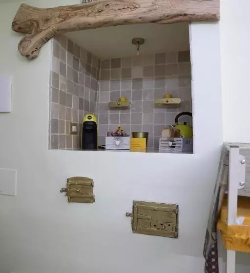 تختخواب و صبحانه C Era Una Volta..