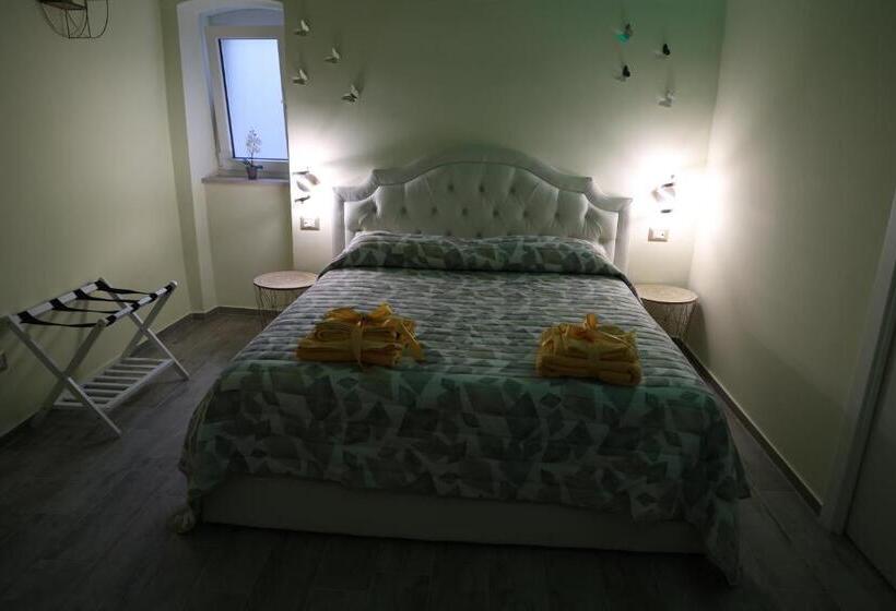 ベッドアンドブレックファースト C Era Una Volta..