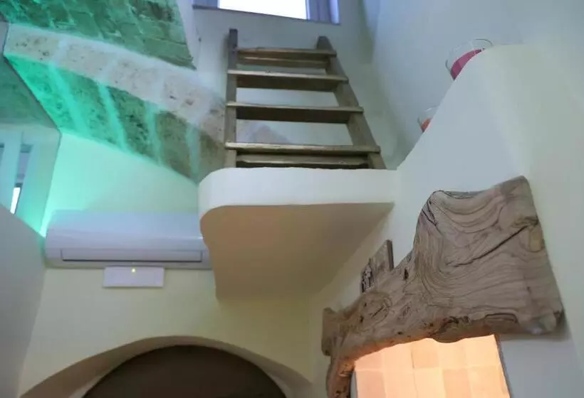 تختخواب و صبحانه C Era Una Volta..