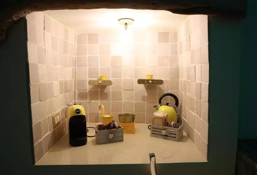 تختخواب و صبحانه C Era Una Volta..