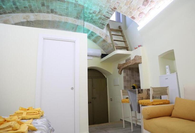 ベッドアンドブレックファースト C Era Una Volta..