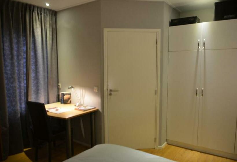 مبيت وإفطار Het Huisje