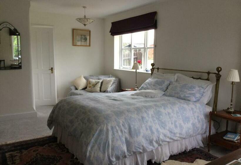 ベッドアンドブレックファースト The Gardens